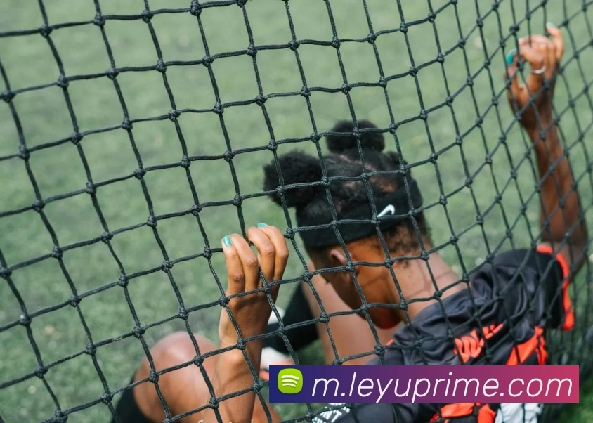 FIFA最新排名揭晓西班牙阿根廷法国稳居前三国足上升至第93位再创佳绩